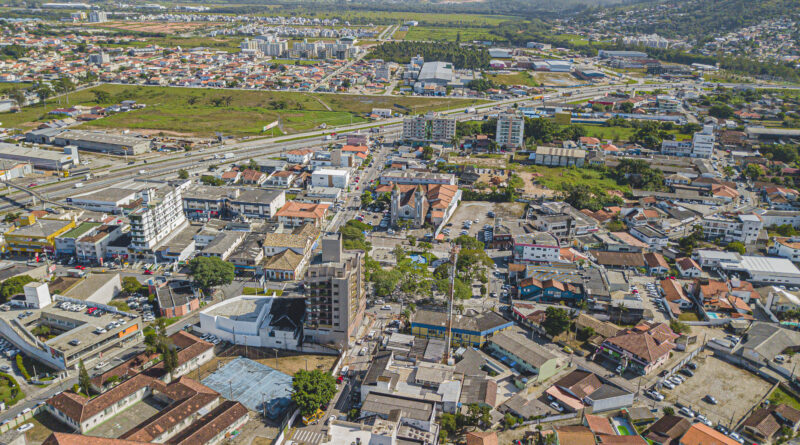 Foto aérea do município de Biguaçu